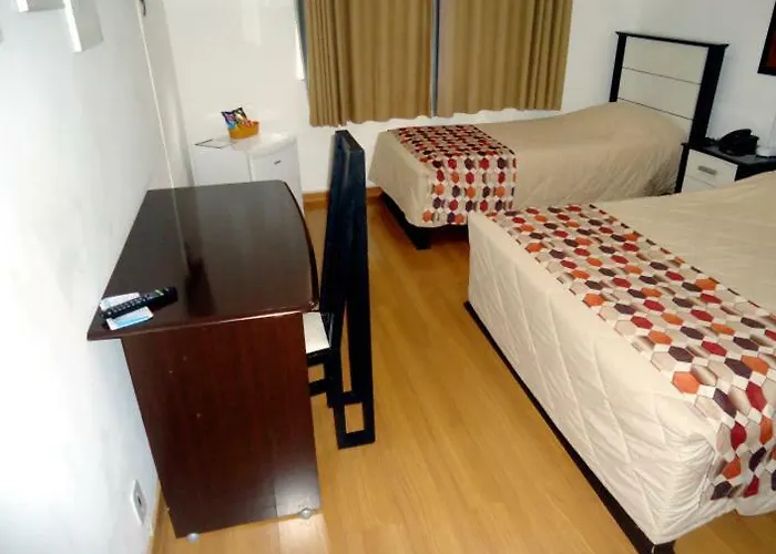 Del Rey Hotel